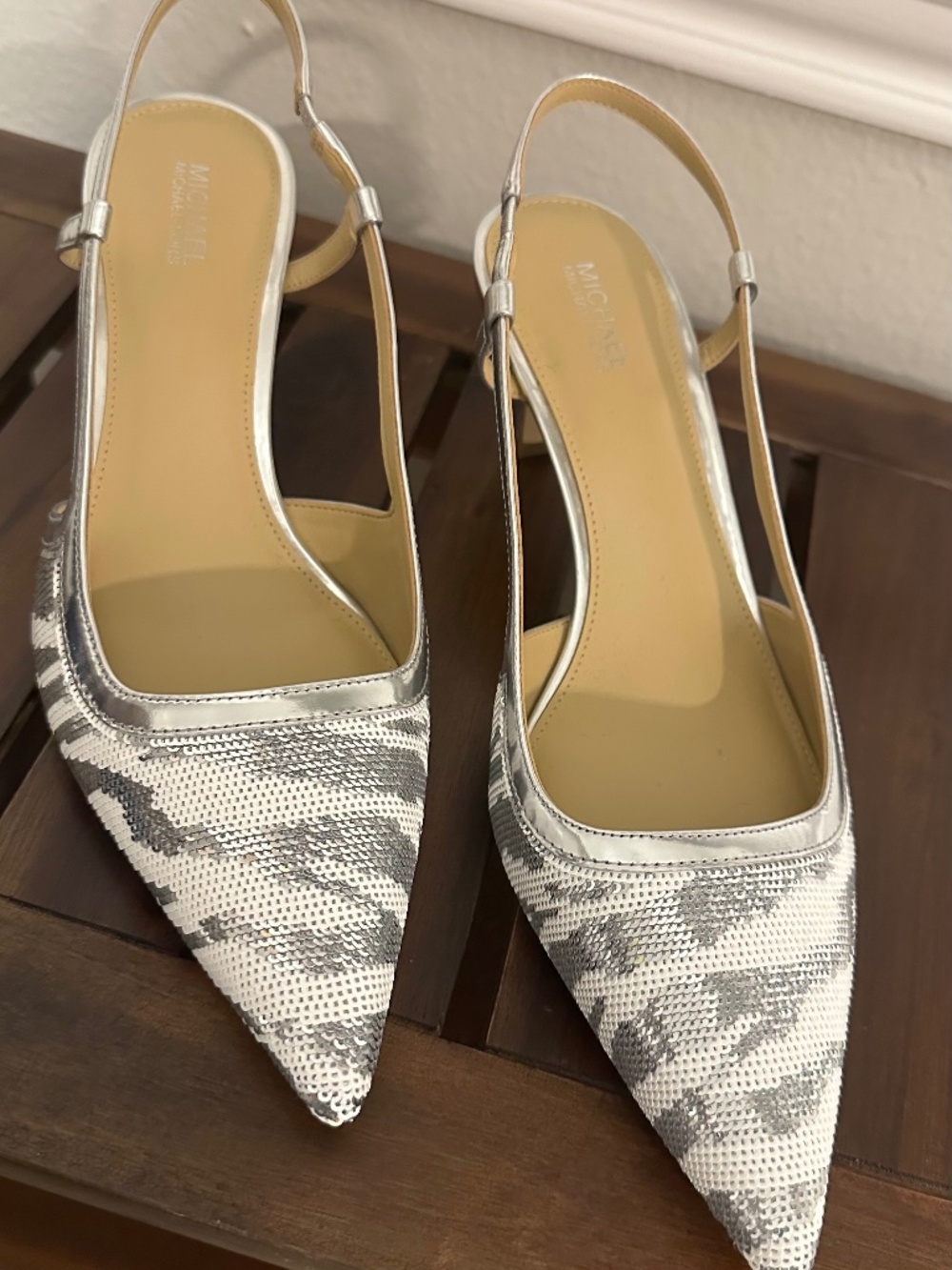 NEW MICHAEL Michael Kors Alora Sequin Zebra Slingback Pumps Size 8
